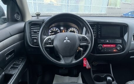 Mitsubishi Outlander III рестайлинг 3, 2012 год, 1 385 000 рублей, 6 фотография