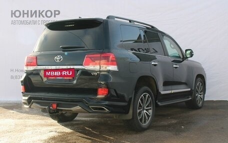 Toyota Land Cruiser 200, 2016 год, 7 390 000 рублей, 4 фотография