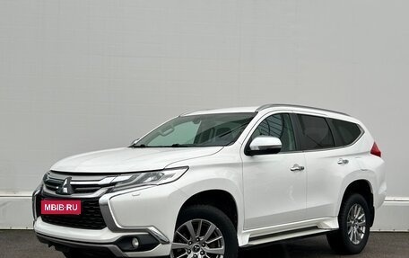 Mitsubishi Pajero Sport III рестайлинг, 2019 год, 3 089 500 рублей, 1 фотография