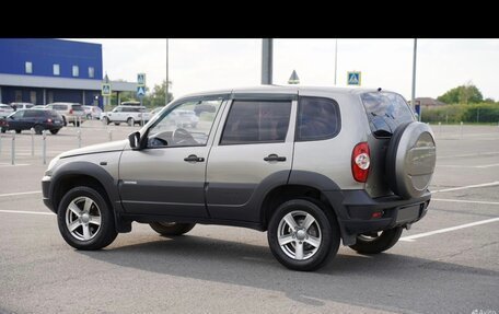 Chevrolet Niva I рестайлинг, 2012 год, 720 000 рублей, 6 фотография