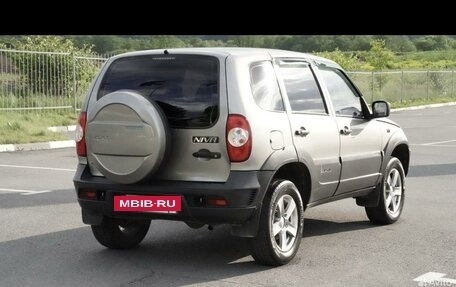 Chevrolet Niva I рестайлинг, 2012 год, 720 000 рублей, 7 фотография