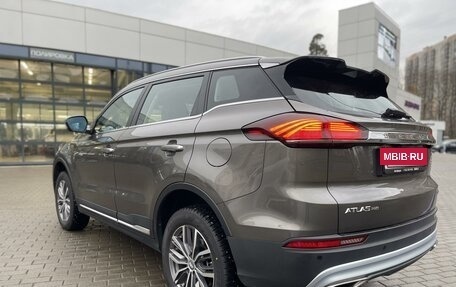 Geely Atlas, 2023 год, 2 790 000 рублей, 7 фотография