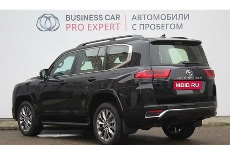 Toyota Land Cruiser, 2023 год, 16 100 000 рублей, 4 фотография