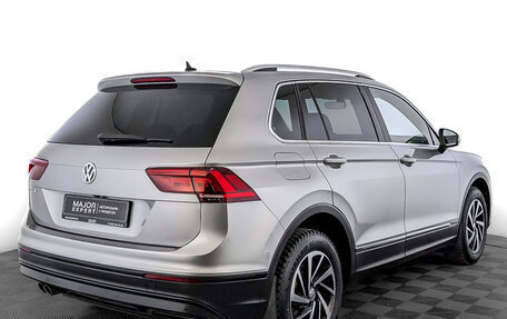 Volkswagen Tiguan II, 2018 год, 2 390 000 рублей, 5 фотография