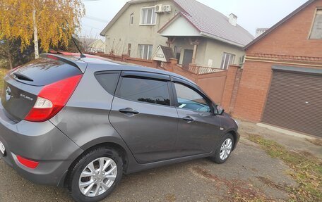 Hyundai Solaris II рестайлинг, 2013 год, 980 000 рублей, 2 фотография