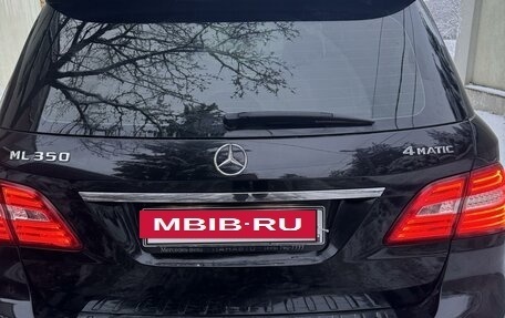 Mercedes-Benz M-Класс, 2012 год, 2 900 000 рублей, 3 фотография