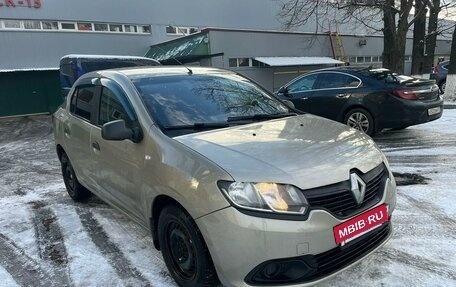 Renault Logan II, 2016 год, 550 000 рублей, 3 фотография