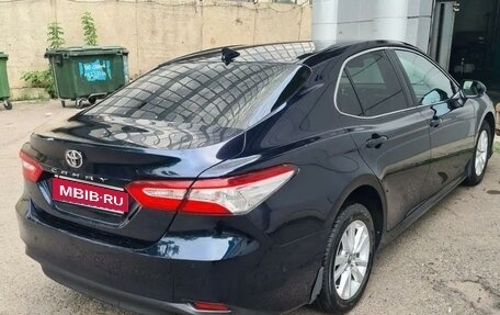 Toyota Camry, 2019 год, 2 290 000 рублей, 8 фотография