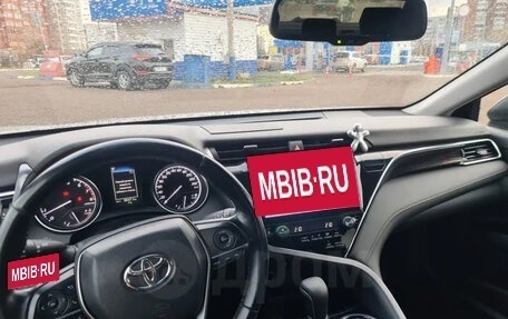 Toyota Camry, 2019 год, 2 290 000 рублей, 9 фотография