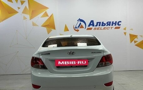 Hyundai Solaris II рестайлинг, 2013 год, 765 000 рублей, 4 фотография