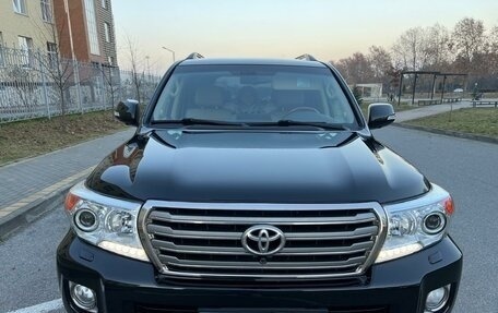 Toyota Land Cruiser 200, 2013 год, 5 490 000 рублей, 2 фотография