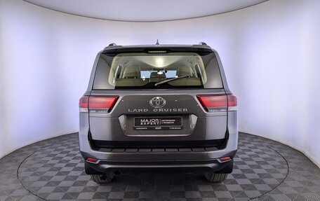 Toyota Land Cruiser, 2023 год, 11 350 000 рублей, 22 фотография