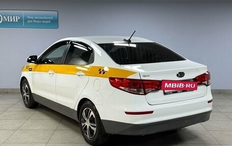 KIA Rio III рестайлинг, 2017 год, 860 000 рублей, 5 фотография