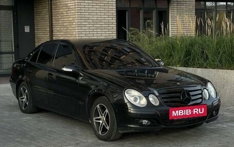 Mercedes-Benz E-Класс, 2004 год, 780 000 рублей, 4 фотография