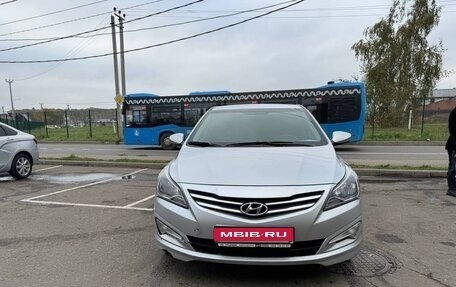 Hyundai Solaris II рестайлинг, 2016 год, 1 050 000 рублей, 11 фотография