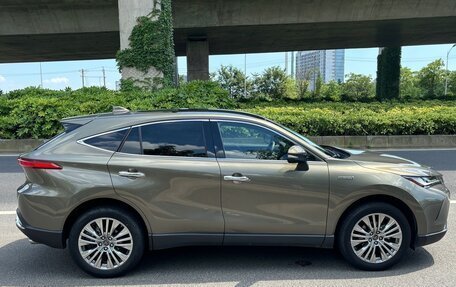 Toyota Harrier, 2022 год, 4 700 000 рублей, 2 фотография