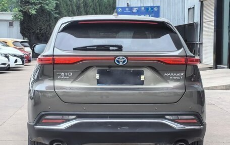 Toyota Harrier, 2022 год, 4 700 000 рублей, 4 фотография