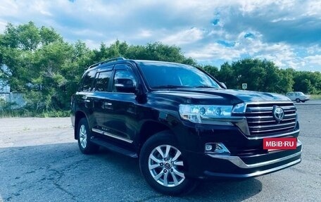 Toyota Land Cruiser 200, 2016 год, 6 700 000 рублей, 5 фотография