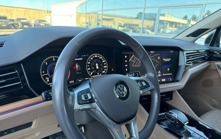 Volkswagen Touareg III, 2019 год, 7 200 000 рублей, 9 фотография