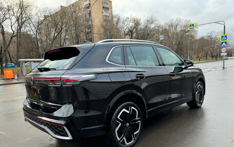 Volkswagen Tiguan, 2024 год, 5 800 000 рублей, 5 фотография