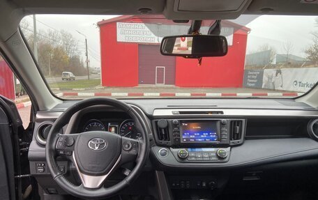 Toyota RAV4, 2017 год, 3 050 000 рублей, 9 фотография