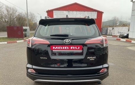 Toyota RAV4, 2017 год, 3 050 000 рублей, 6 фотография