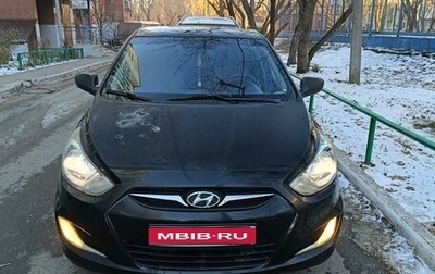 Hyundai Solaris II рестайлинг, 2011 год, 680 000 рублей, 1 фотография