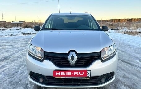 Renault Logan II, 2017 год, 875 000 рублей, 8 фотография