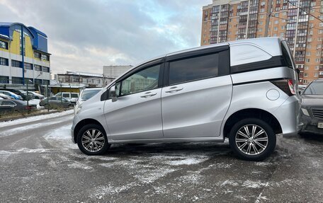 Honda Freed I, 2013 год, 1 375 000 рублей, 8 фотография