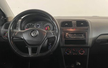 Volkswagen Polo VI (EU Market), 2016 год, 625 000 рублей, 10 фотография