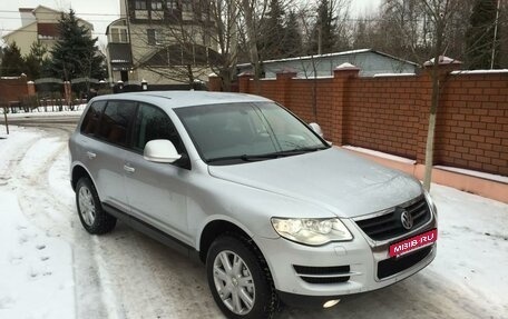 Volkswagen Touareg III, 2007 год, 1 650 000 рублей, 2 фотография