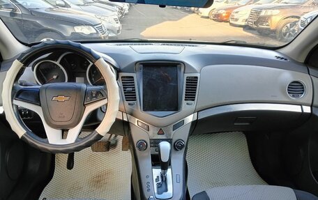 Chevrolet Cruze II, 2012 год, 720 000 рублей, 9 фотография