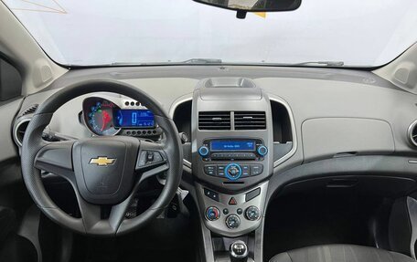 Chevrolet Aveo III, 2014 год, 725 000 рублей, 9 фотография