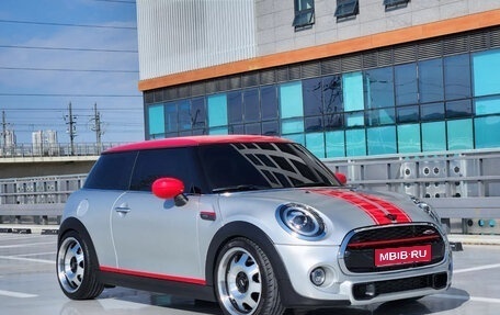 MINI Hatch, 2020 год, 1 650 000 рублей, 1 фотография