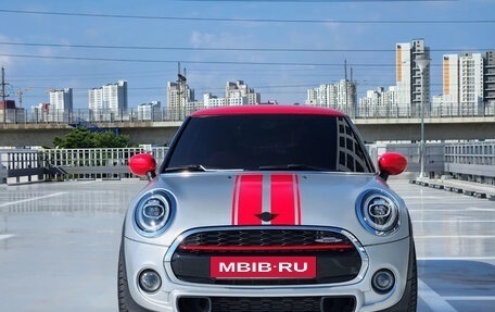 MINI Hatch, 2020 год, 1 650 000 рублей, 2 фотография