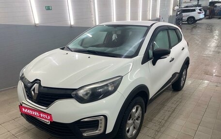 Renault Kaptur I рестайлинг, 2018 год, 1 450 000 рублей, 2 фотография