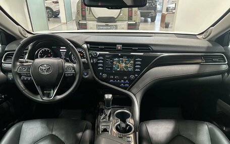 Toyota Camry, 2018 год, 3 449 900 рублей, 9 фотография