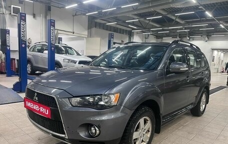 Mitsubishi Outlander III рестайлинг 3, 2011 год, 1 049 000 рублей, 1 фотография