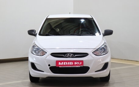 Hyundai Solaris II рестайлинг, 2013 год, 920 000 рублей, 2 фотография