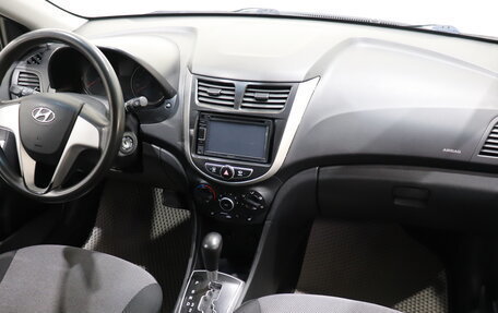 Hyundai Solaris II рестайлинг, 2013 год, 920 000 рублей, 14 фотография