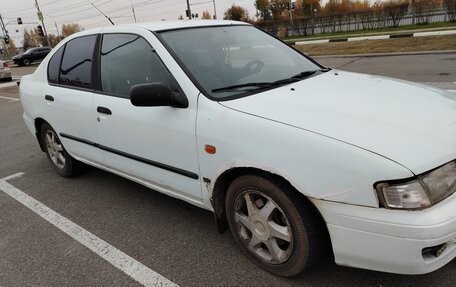 Nissan Primera II рестайлинг, 1999 год, 1 фотография