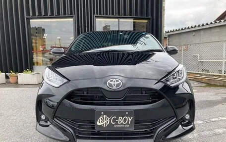 Toyota Yaris, 2021 год, 1 180 000 рублей, 6 фотография