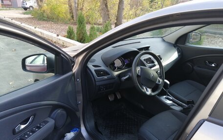 Renault Megane III, 2011 год, 710 000 рублей, 5 фотография