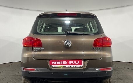 Volkswagen Tiguan I, 2015 год, 1 419 900 рублей, 3 фотография