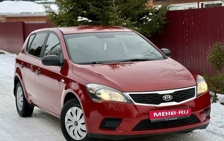 KIA cee'd I рестайлинг, 2010 год, 799 000 рублей, 8 фотография