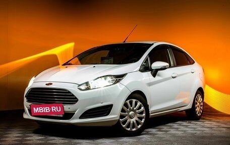 Ford Fiesta, 2015 год, 920 000 рублей, 1 фотография