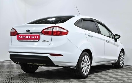 Ford Fiesta, 2015 год, 920 000 рублей, 5 фотография