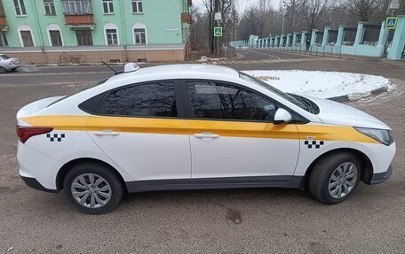 Hyundai Solaris II рестайлинг, 2021 год, 1 600 000 рублей, 1 фотография