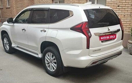 Mitsubishi Pajero Sport III рестайлинг, 2021 год, 4 099 000 рублей, 5 фотография