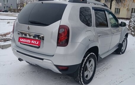 Renault Duster I рестайлинг, 2017 год, 1 246 000 рублей, 3 фотография